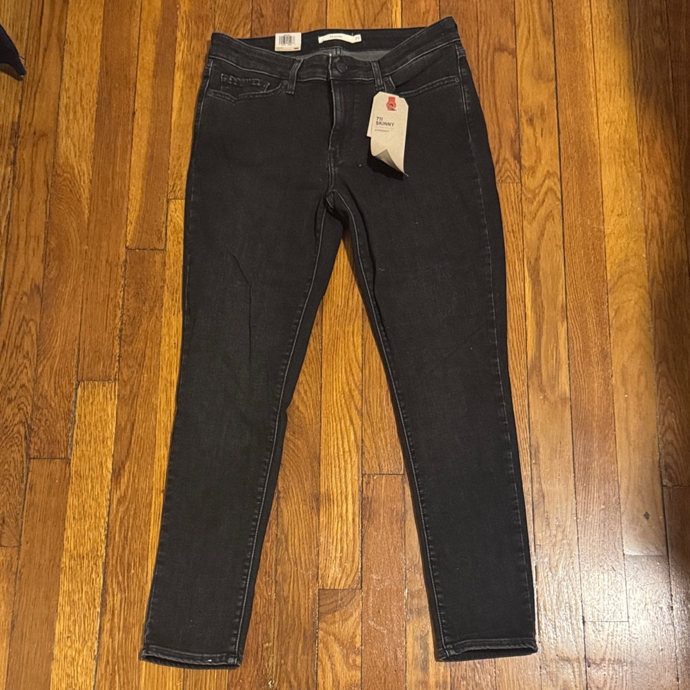 Women's Levi Black Jeans